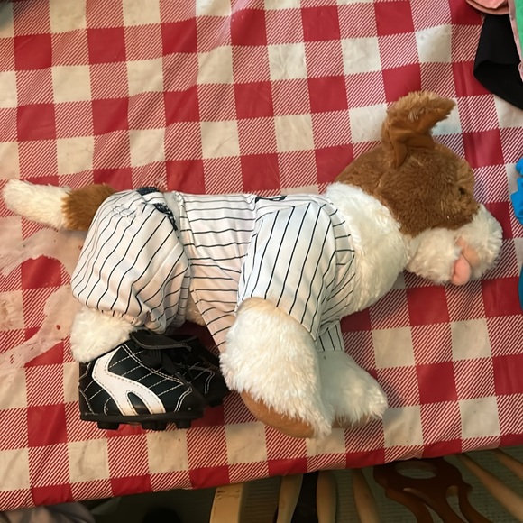 Derek Jeter Build•a•Bear Dog - Picture 2 of 6